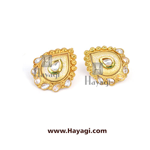 Buy quality Alluring Round Design Gold Studs in Pune